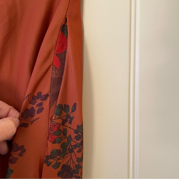 ModCloth Orange Floral A Line Swing Skirt - super cute and classic - Picture 4 of 10